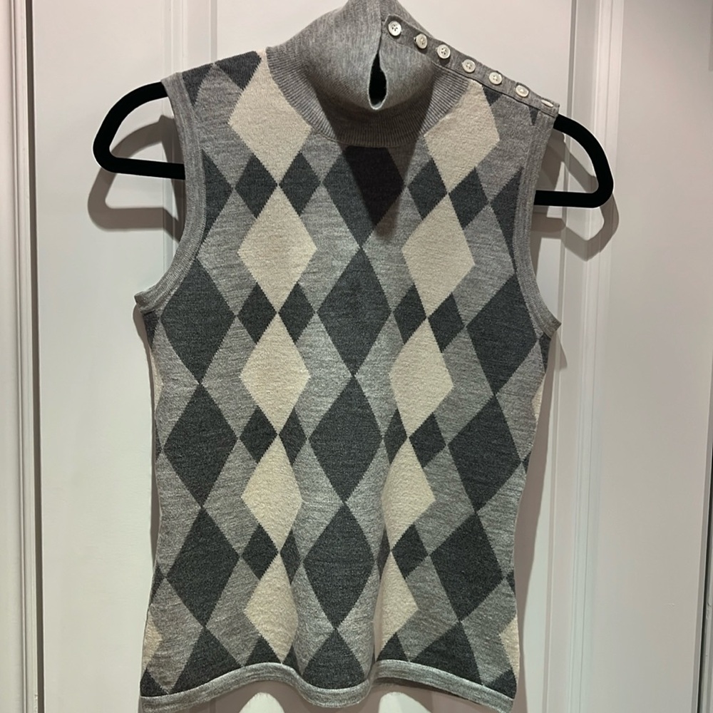 Banana Republic Sleeveless Merino Wool Top.
